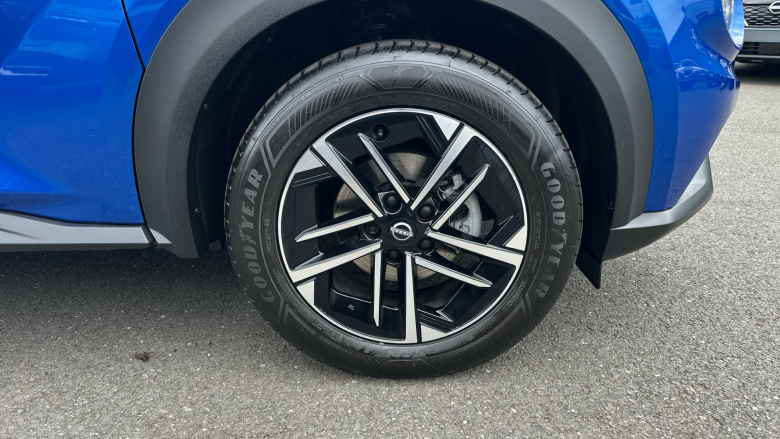 Nissan Juke 1.6 Hybrid N-Connecta 5dr Auto Hybrid Hatchback